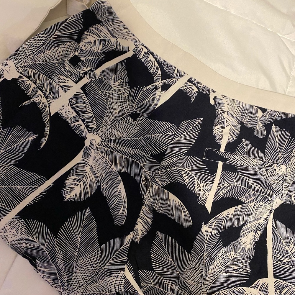 Printed skort - Picture 3 of 3